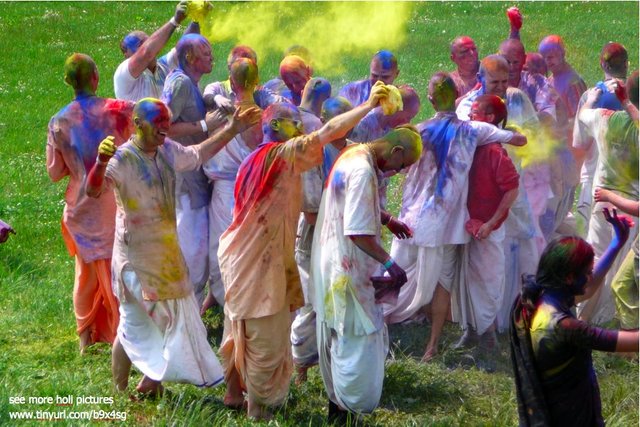 holi.jpg