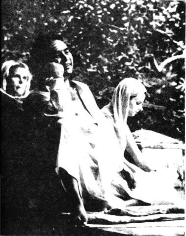 бабаджи и гаура дэви2.jpg