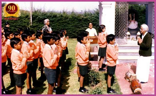Mrs.-Amar-Kumari-Verma-sathya-sai-school-ooty.jpg