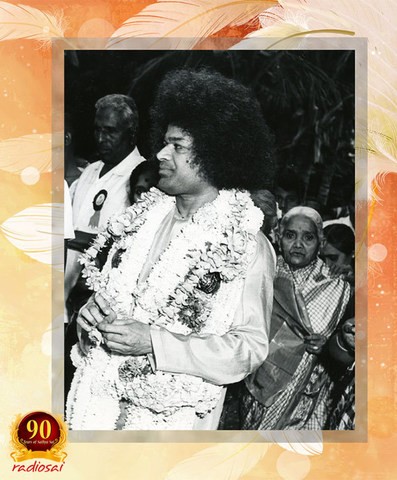 eswaramma-sathya-sai-baba-3.thumb.jpg.0bb8520f50f84fbb113eafe150e231a6.jpg