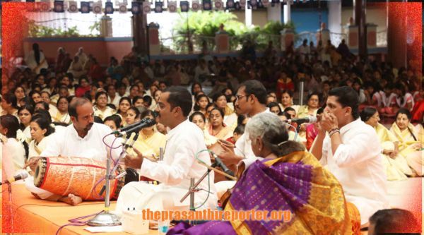 Thiruvonam2017_02.jpg.ccb138bf3db6f3765dd8dbb14b1a346c.jpg