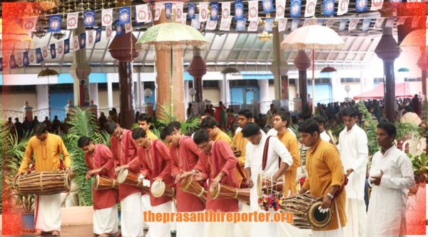 Thiruvonam2017_03.jpg.de05125df353090a06776d4366ca1683.jpg