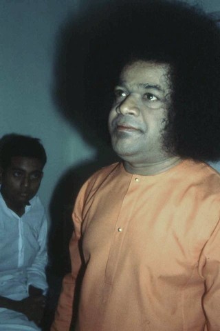 1352598714_Brindavan19812.thumb.jpg.a8e8c71d9c9e46e104deca88a35325c7.jpg