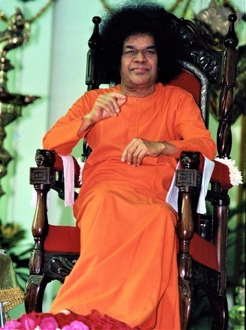 Bhagawan_Sri_Sathya_Sai_Baba.thumb.jpg.d6ed03008070e66e4953fd0d3a92be3e.jpg