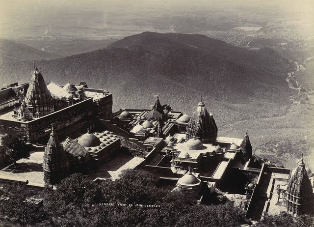General_view_of_Jain_temples_on_the_Girnar_Hills_looking_back_down_towards_Junagadh_city.thumb.jpg.a418d387b58c88c6205ab4213c75fb6e.jpg